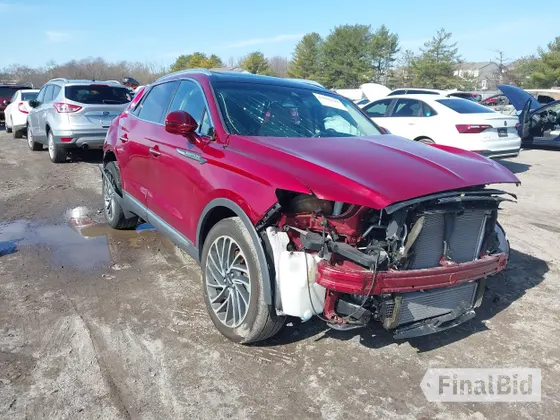 2019 Lincoln Nautilus Reserve