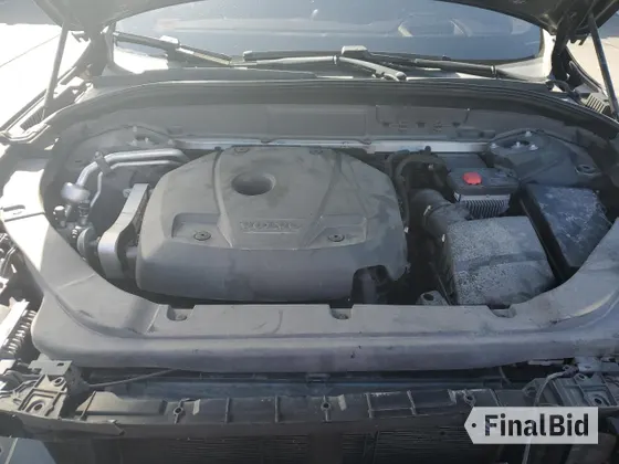 2019 Volvo XC60 R-Design