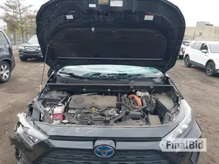 2020 Toyota RAV4 Hybrid LE