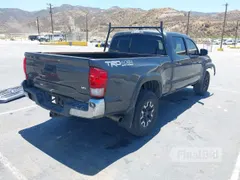 2017 Toyota Tacoma SR5