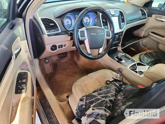 2013 Chrysler 300