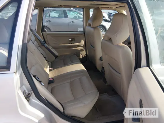 2000 Volvo S70