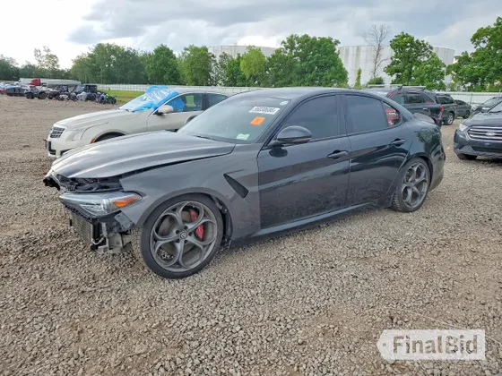 2019 Alfa Romeo Giulia Ti Sport
