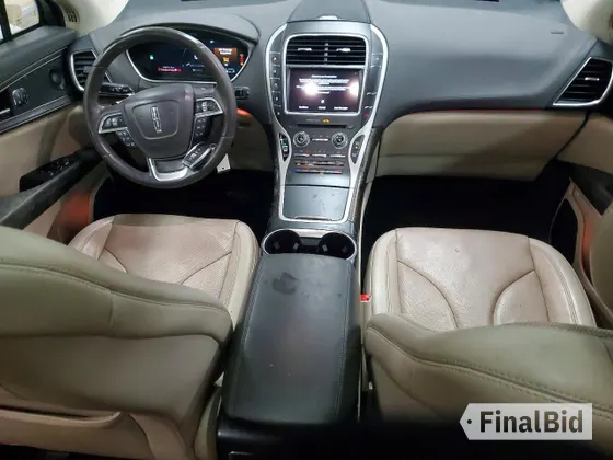 2019 Lincoln Nautilus Reserve