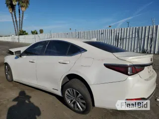 2021 Lexus ES 300h