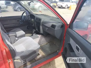 1997 Nissan Frontier XE