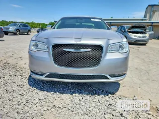 2016 Chrysler 300 C