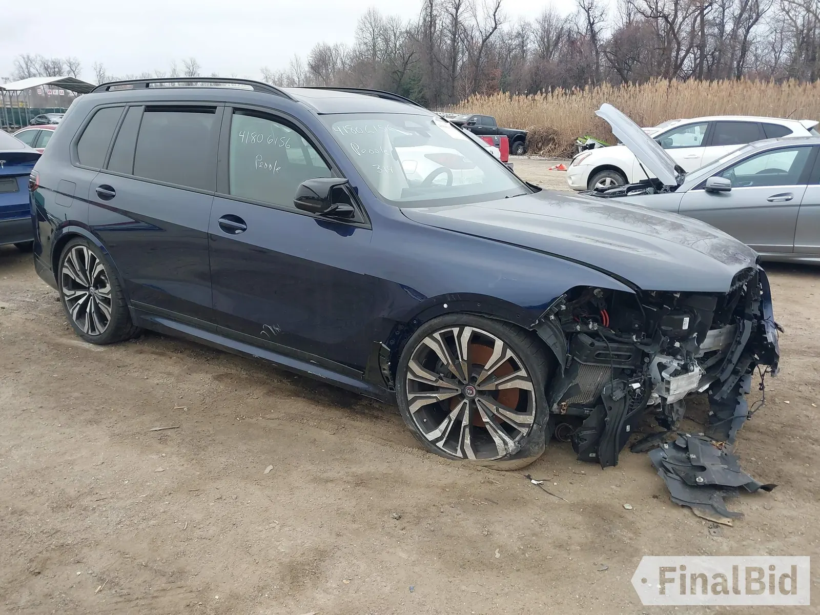 2023 BMW X7 M60i