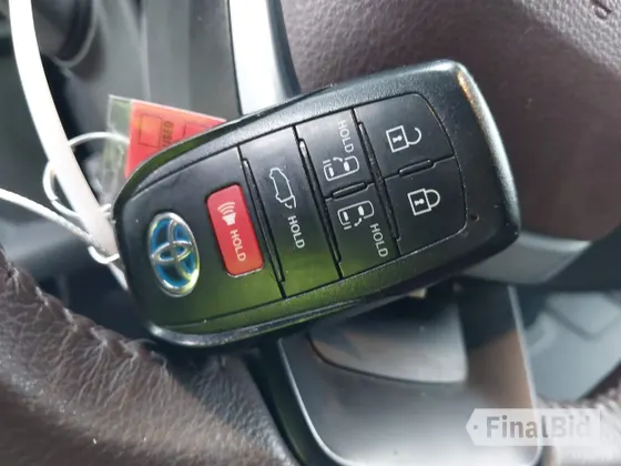 2021 Toyota Sienna Platinum