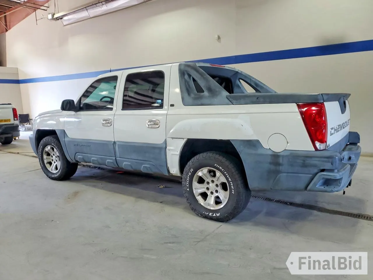 2005 Chevrolet Avalanche LS