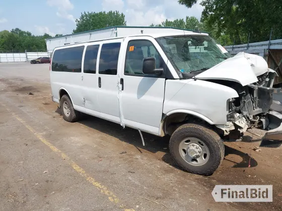 2020 Chevrolet Express Passenger LT