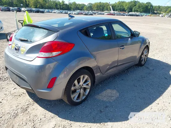 2017 Hyundai Veloster Value Edition