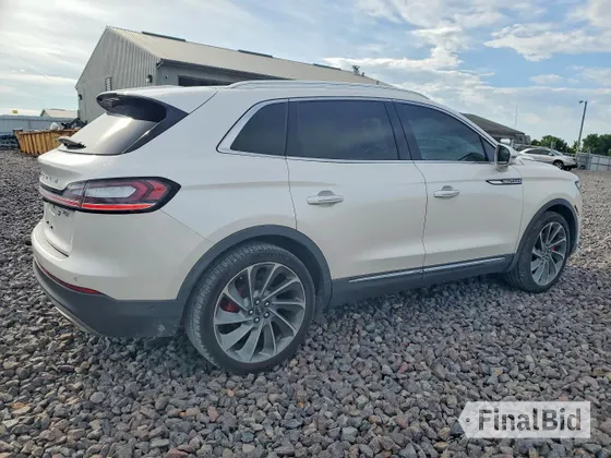 2019 Lincoln Nautilus Reserve