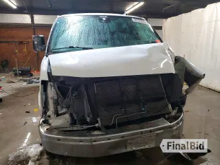 2020 Chevrolet Express Passenger LT