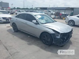 2022 Hyundai Elantra SEL