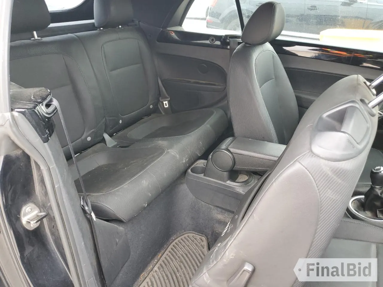 2013 Volkswagen Beetle
