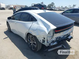2025 Toyota Prius LE