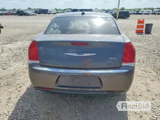 2016 Chrysler 300 C