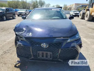 2021 Toyota Avalon Hybrid XSE