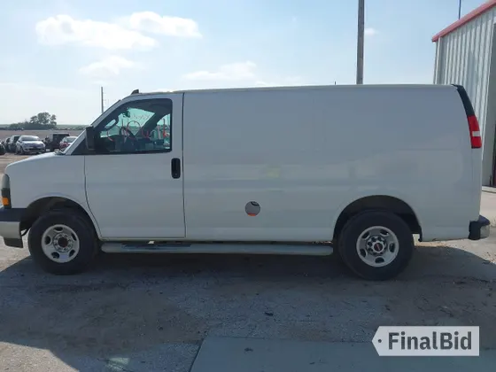 2020 GMC Savana Cargo