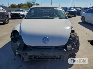 2013 Volkswagen Beetle