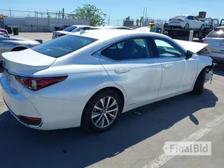 2021 Lexus ES 300h
