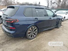 2023 BMW X7 M60i