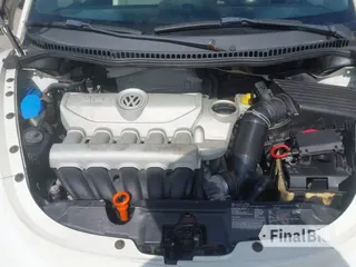 2007 Volkswagen Beetle Triple White