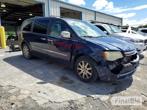 2012 Chrysler Town & Country Touring L