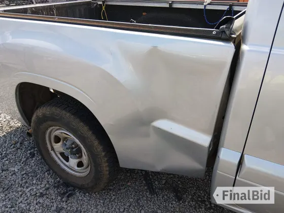 2006 Mitsubishi Raider LS