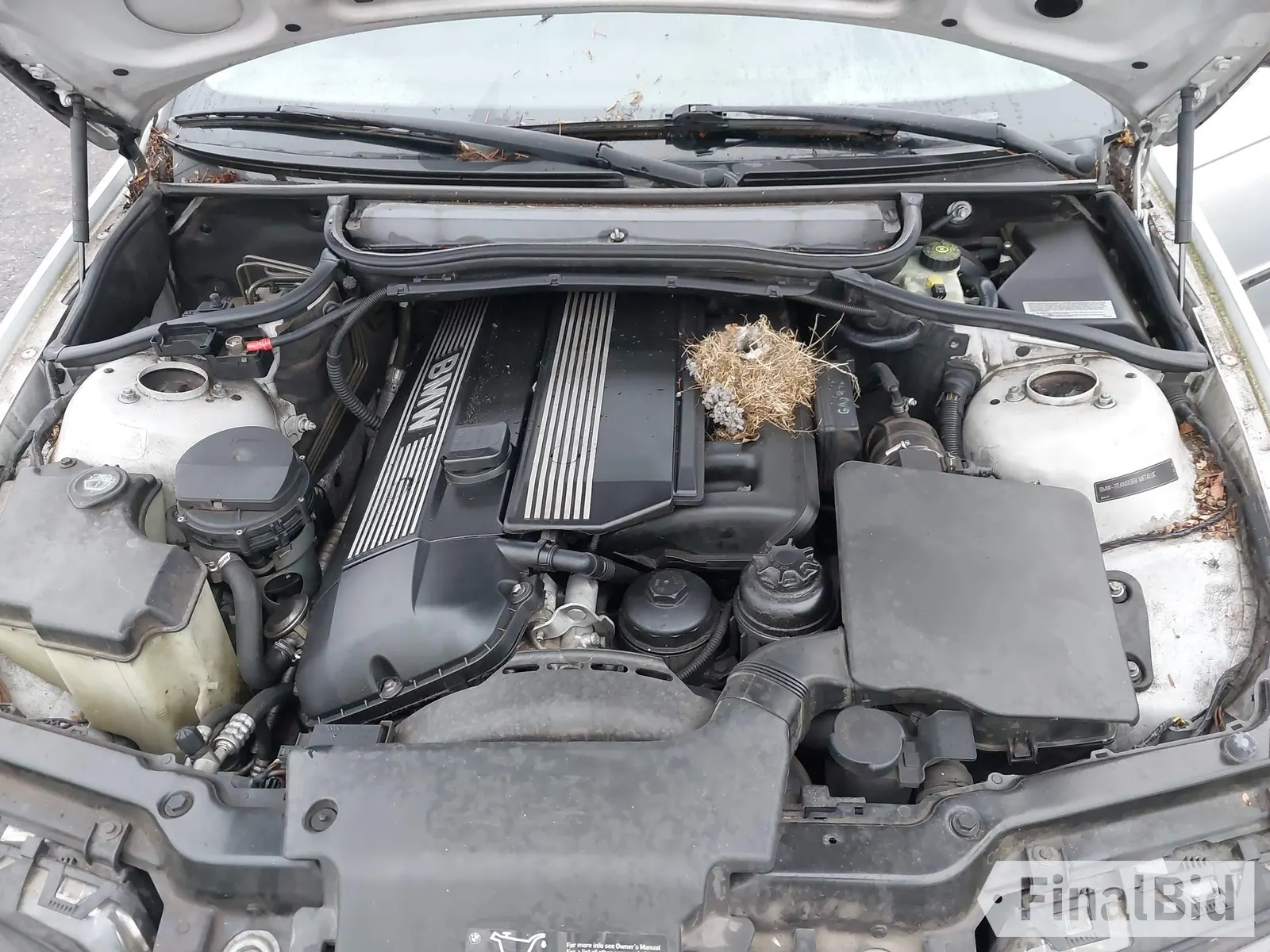 2003 BMW 3 Series 325xi