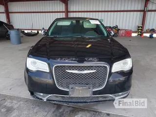 2016 Chrysler 300 C