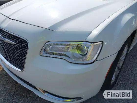 2016 Chrysler 300 C
