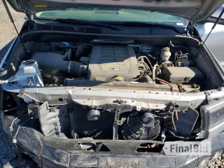 2016 Toyota Sequoia SR5