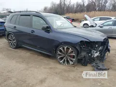 2023 BMW X7 M60i