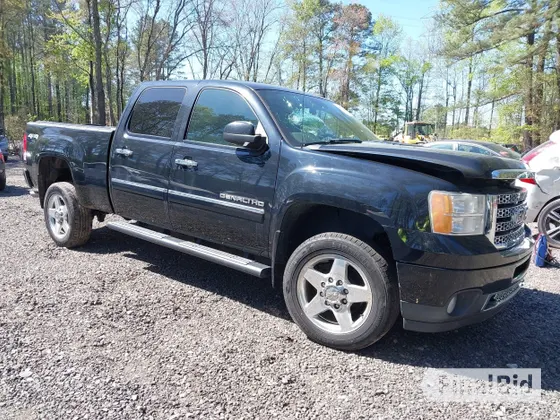 2013 GMC Sierra 2500HD Denali