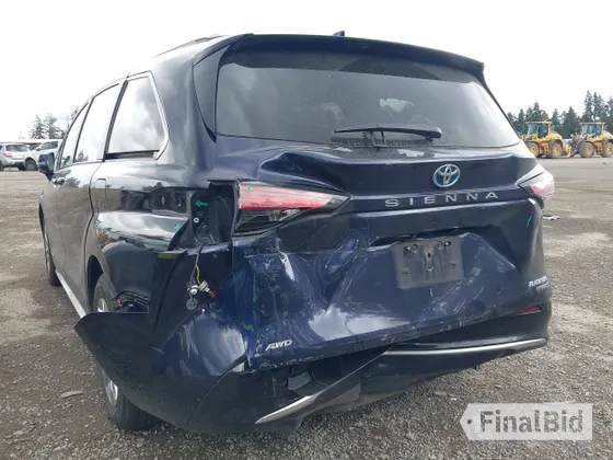 2021 Toyota Sienna Limited