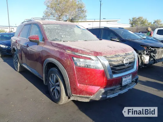 2024 Nissan Pathfinder SL