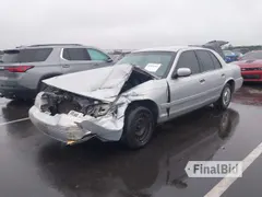 2002 Ford Crown Victoria Standard