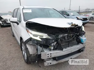 2021 Toyota Sienna Platinum