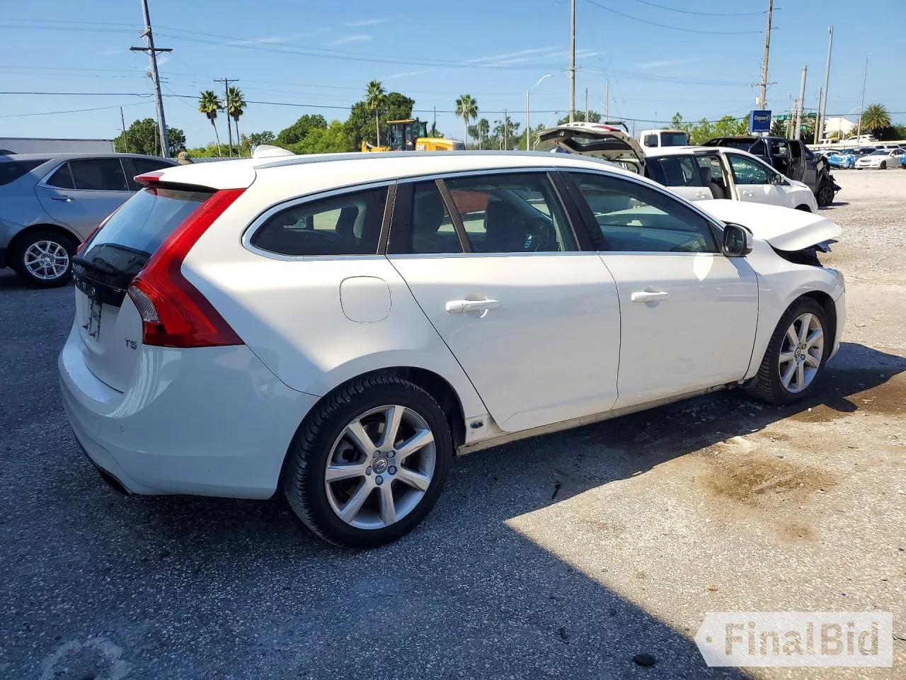 2017 Volvo V60 Premier