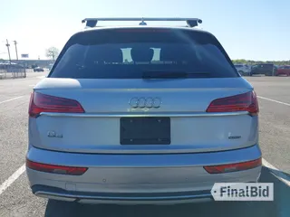 2022 Audi Q5 Premium Plus