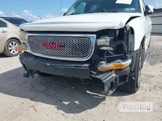 2005 GMC Yukon Denali