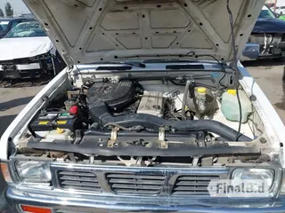 1997 Nissan Frontier XE