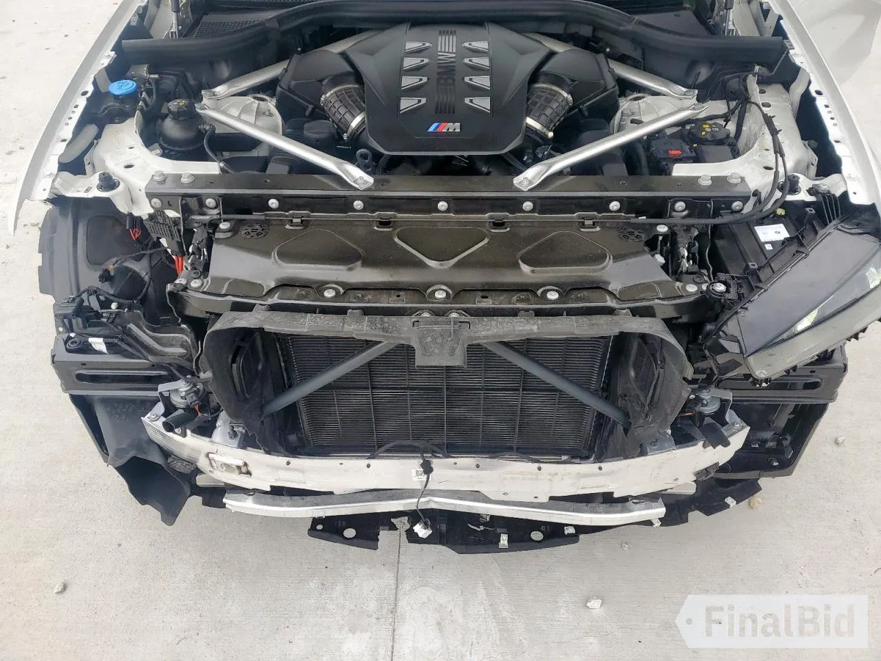 2025 BMW X6 M60i