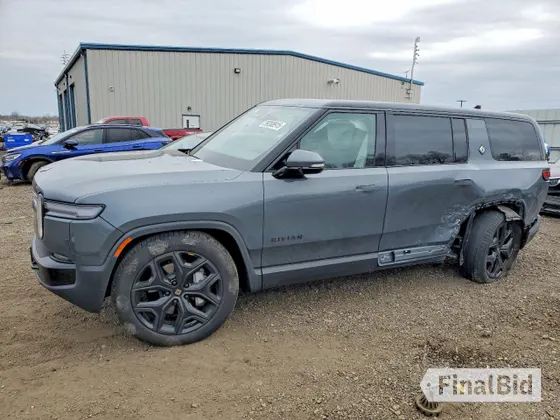 2025 Rivian R1S Adventure