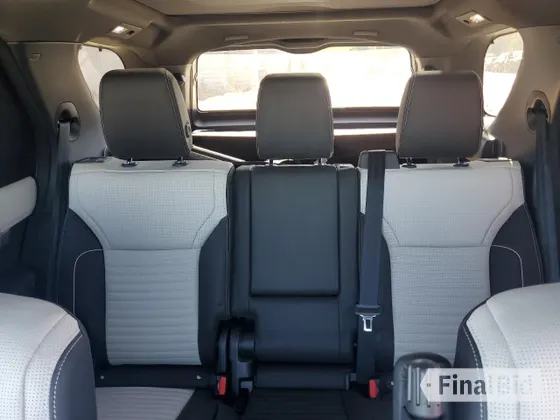 2024 Land Rover Discovery