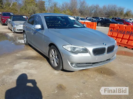 2012 BMW 5 Series 528i