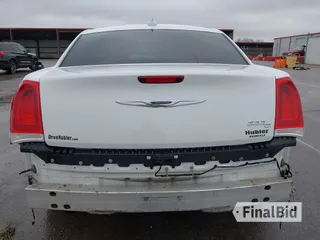 2016 Chrysler 300 C