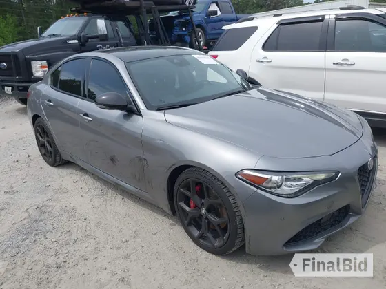 2021 Alfa Romeo Giulia Ti